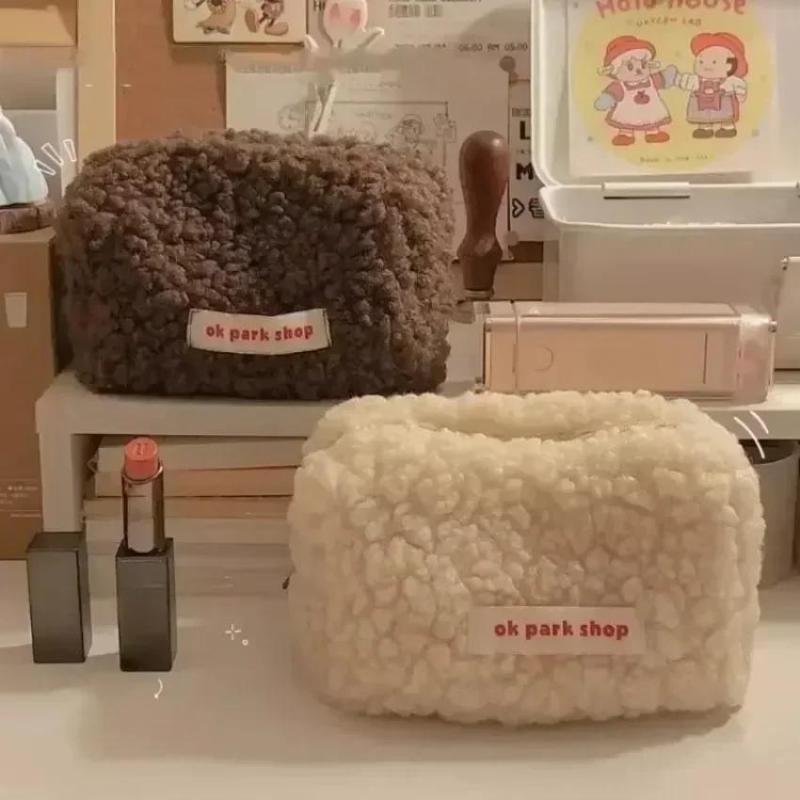 2026年ラムプラッシュ収納バッグ シンプルなデザイン 大容 - Aesthetic Large Pencil Case Pouch のレビューと価格